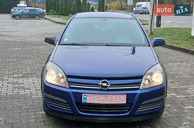 Хэтчбек Opel Astra 2005 в Черновцах