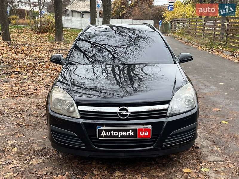 Универсал Opel Astra 2006 в Киеве