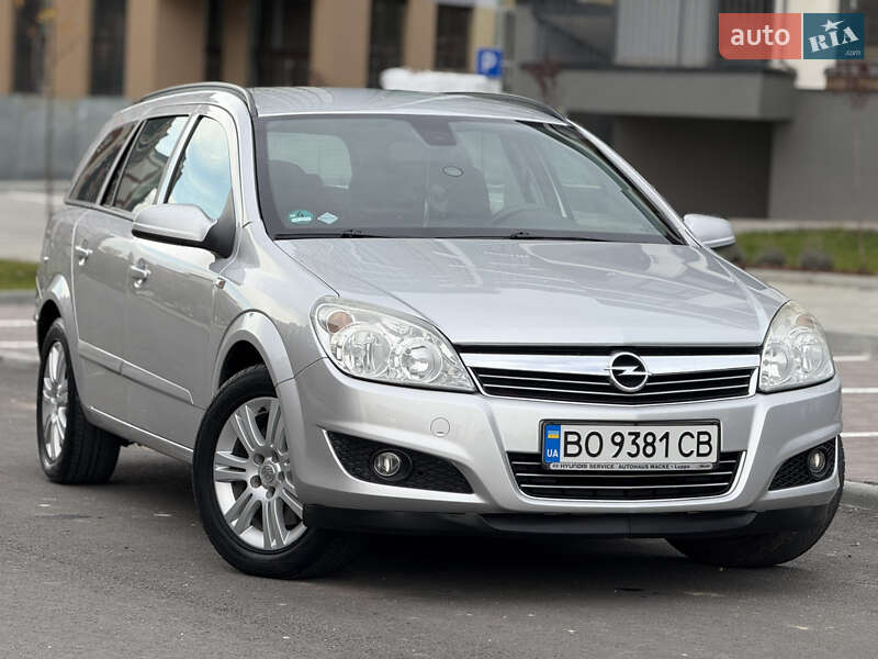 Универсал Opel Astra 2008 в Тернополе