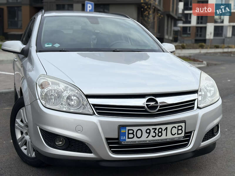 Универсал Opel Astra 2008 в Тернополе