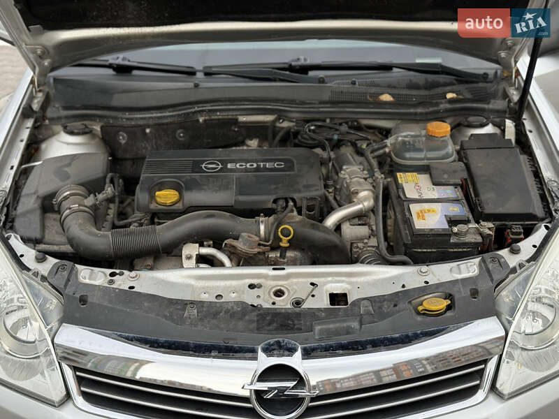 Универсал Opel Astra 2008 в Тернополе