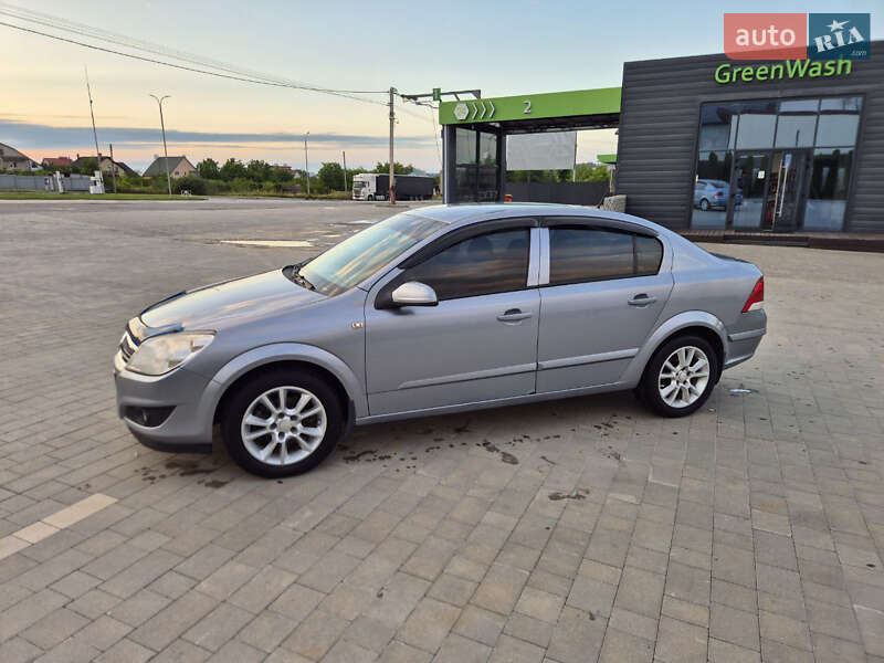 Седан Opel Astra 2008 в Каменец-Подольском
