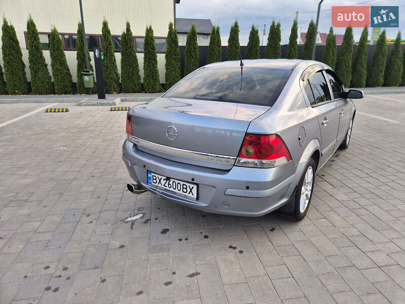 Седан Opel Astra 2008 в Каменец-Подольском