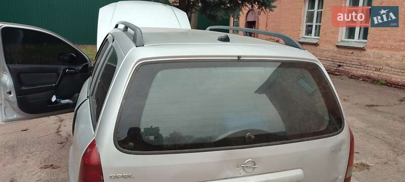 Універсал Opel Astra 2001 в Прилуках