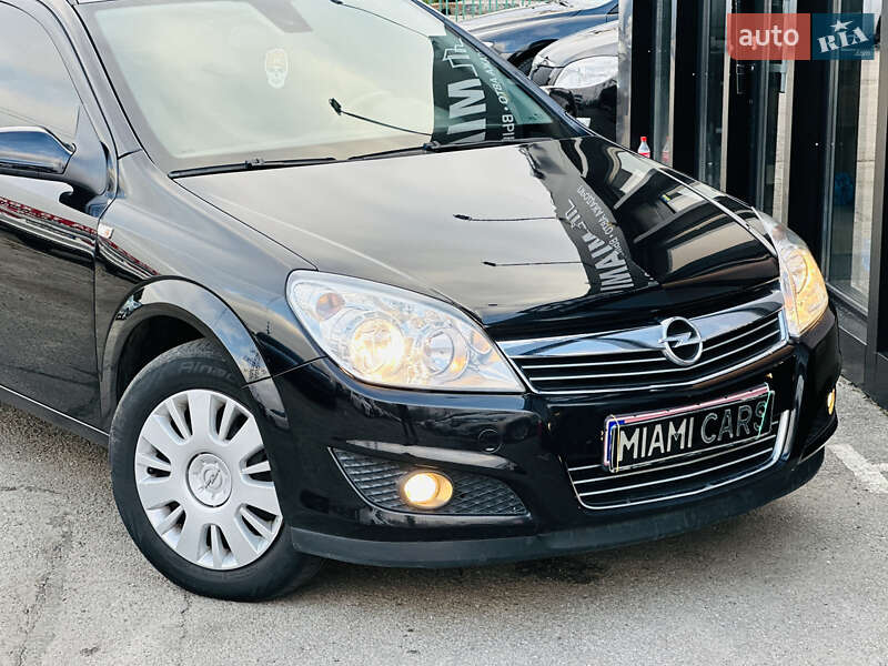 Універсал Opel Astra 2009 в Харкові