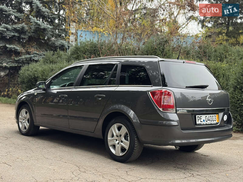 Универсал Opel Astra 2010 в Умани фото 10 Универсал Opel Astra 2010 в Умани