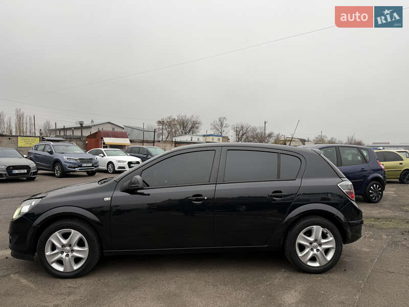 Хетчбек Opel Astra 2012 в Білій Церкві