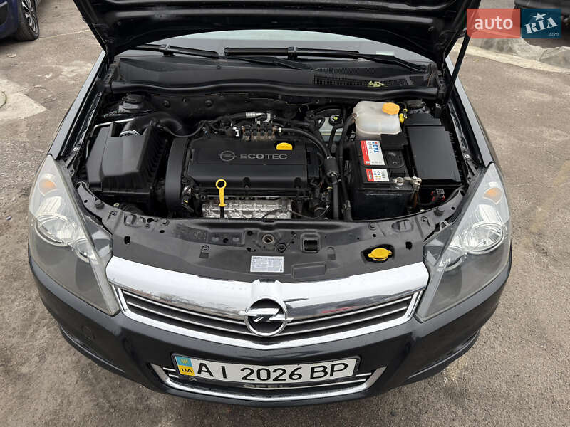 Хетчбек Opel Astra 2012 в Білій Церкві