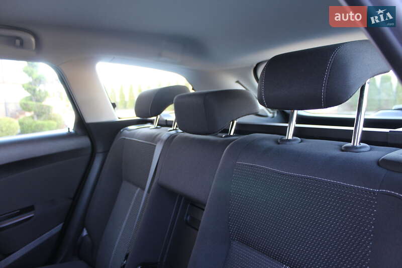 Універсал Opel Astra 2015 в Трускавці