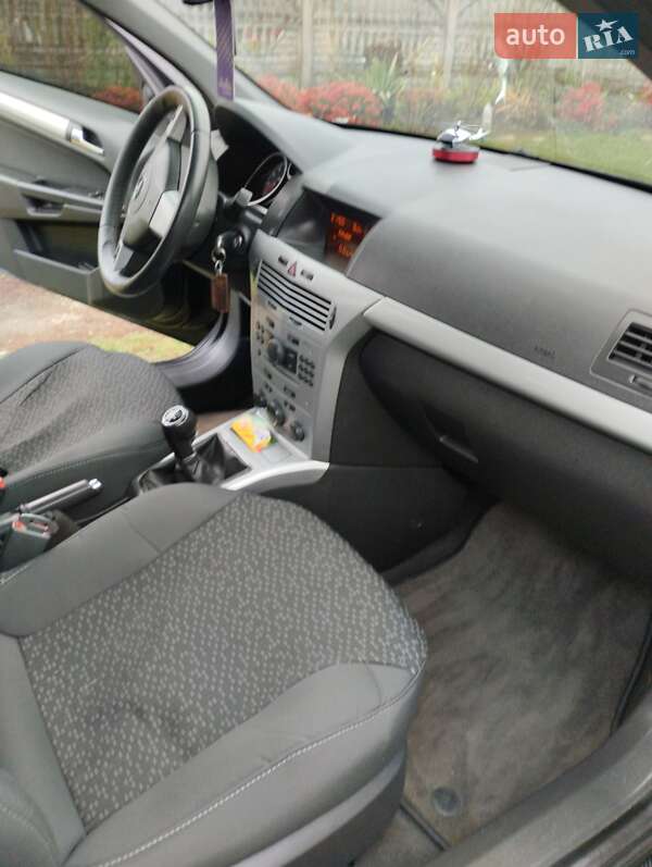 Хэтчбек Opel Astra 2009 в Тернополе