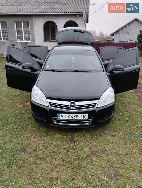 Хэтчбек Opel Astra 2009 в Тернополе