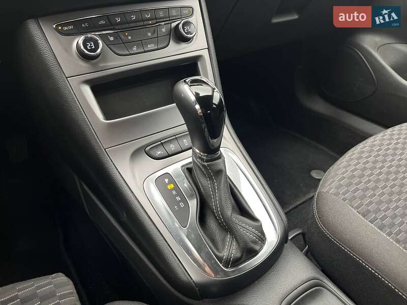 Универсал Opel Astra 2022 в Киеве фото 28 Универсал Opel Astra 2022 в Киеве