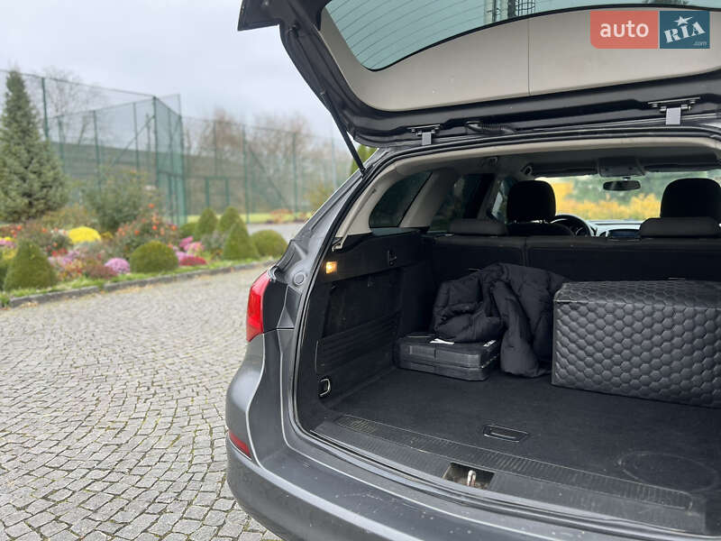 Універсал Opel Astra 2011 в Жовкві