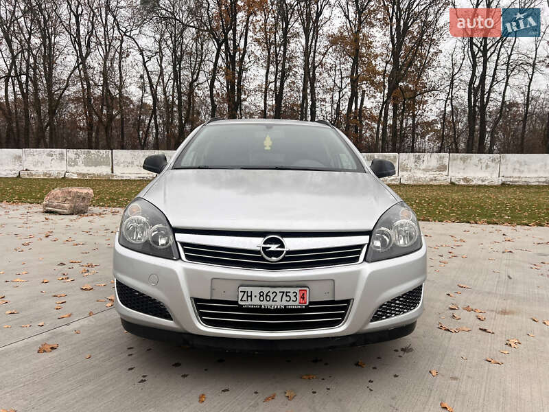 Універсал Opel Astra 2010 в Луцьку фото 2 Універсал Opel Astra 2010 в Луцьку