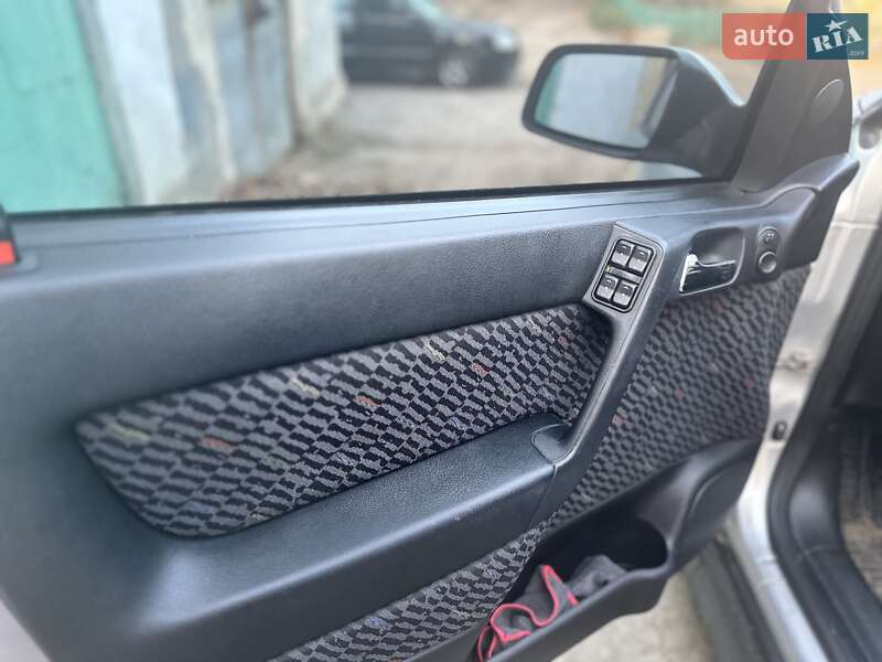 Хетчбек Opel Astra 2001 в Білгороді-Дністровському