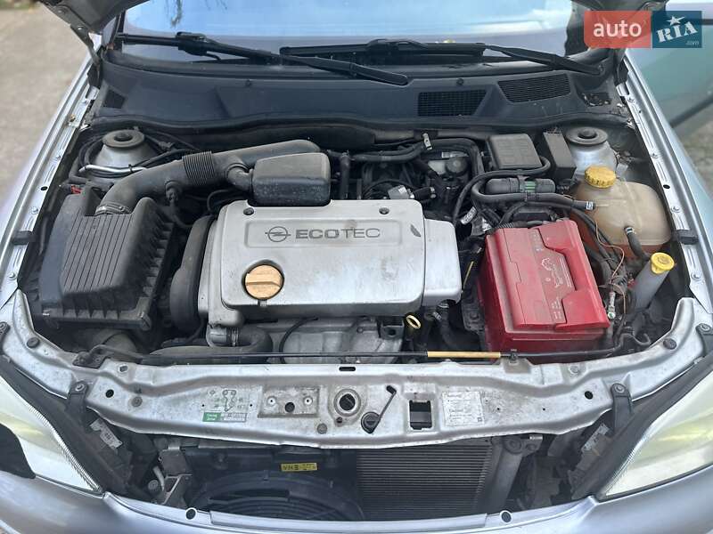 Хетчбек Opel Astra 2001 в Білгороді-Дністровському