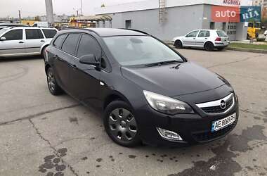 Универсал Opel Astra 2011 в Харькове