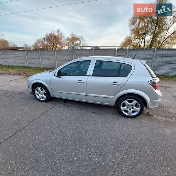 Хетчбек Opel Astra 2008 в Черкасах фото 57 Хетчбек Opel Astra 2008 в Черкасах