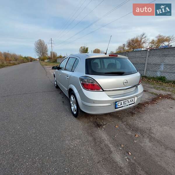 Хетчбек Opel Astra 2008 в Черкасах фото 62 Хетчбек Opel Astra 2008 в Черкасах