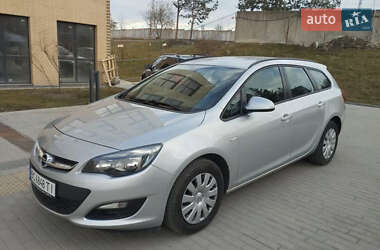 Універсал Opel Astra 2015 в Львові