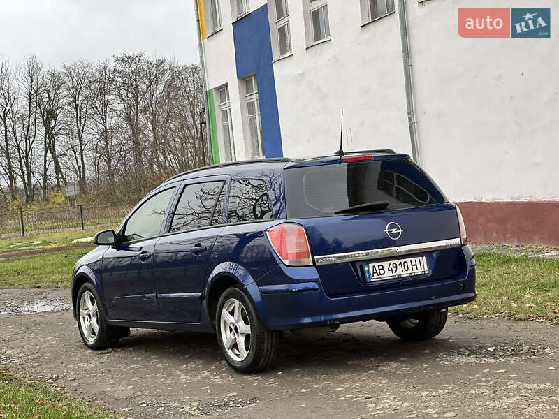 Універсал Opel Astra 2006 в Вапнярці