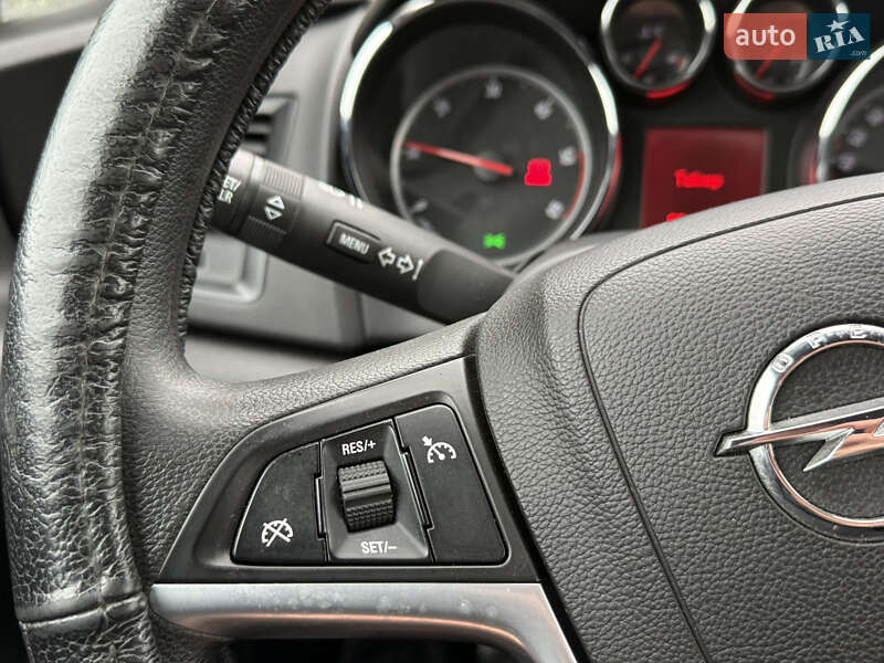 Універсал Opel Astra 2011 в Стрию