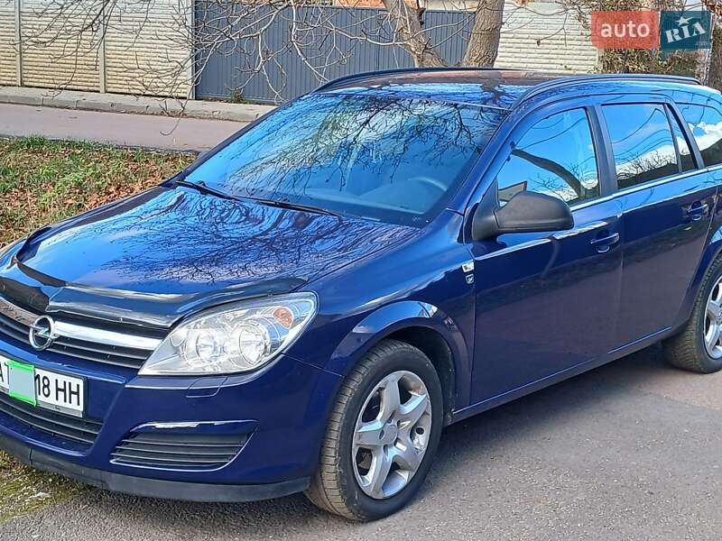 Opel Astra 2010