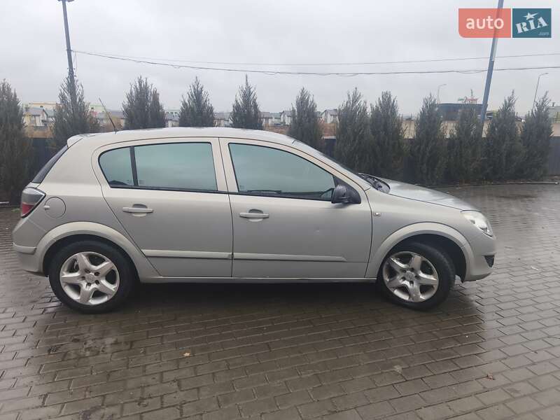 Хетчбек Opel Astra 2007 в Рівному фото 9 Хетчбек Opel Astra 2007 в Рівному