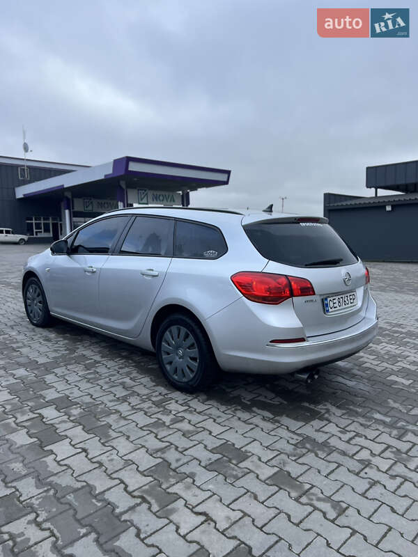 Универсал Opel Astra 2013 в Черновцах фото 5 Универсал Opel Astra 2013 в Черновцах