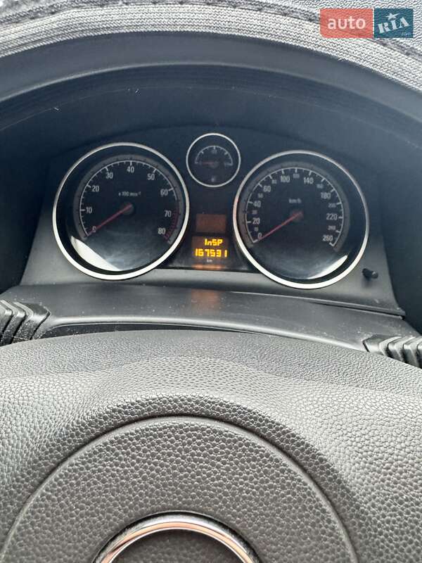 Хетчбек Opel Astra 2007 в Києві фото 13 Хетчбек Opel Astra 2007 в Києві