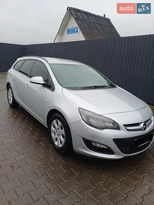 Opel Astra 2015