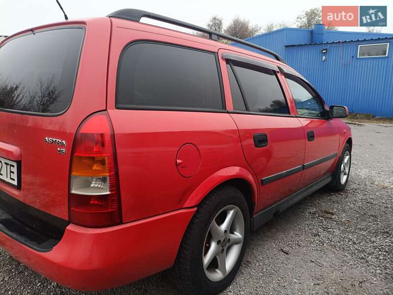 Універсал Opel Astra 1998 в Дніпрі