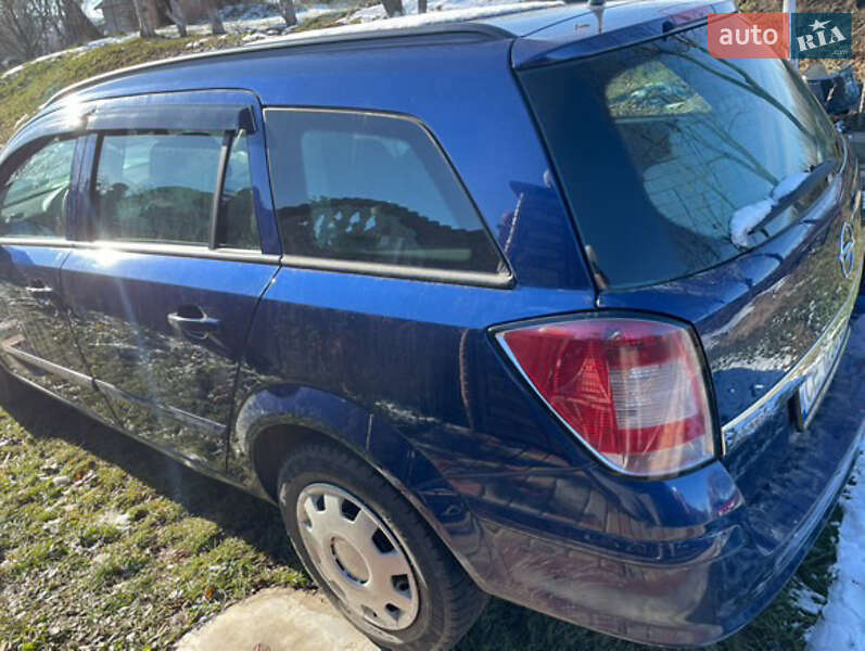 Универсал Opel Astra 2008 в Герце фото 3 Универсал Opel Astra 2008 в Герце