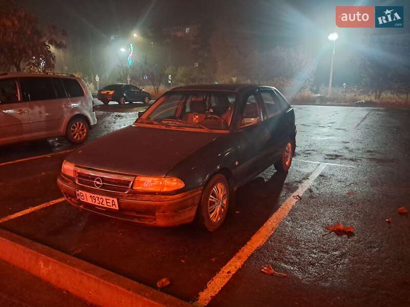 Хетчбек Opel Astra 1994 в Полтаві фото 2 Хетчбек Opel Astra 1994 в Полтаві
