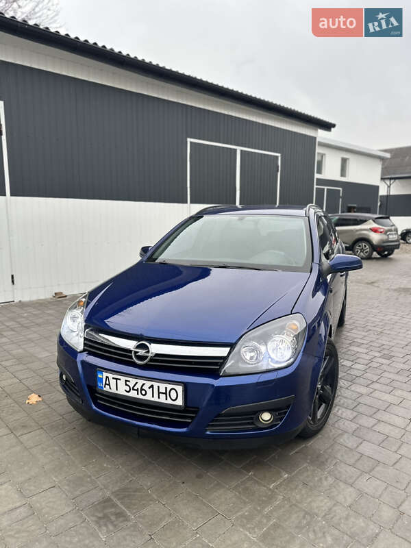 Универсал Opel Astra 2005 в Коломые