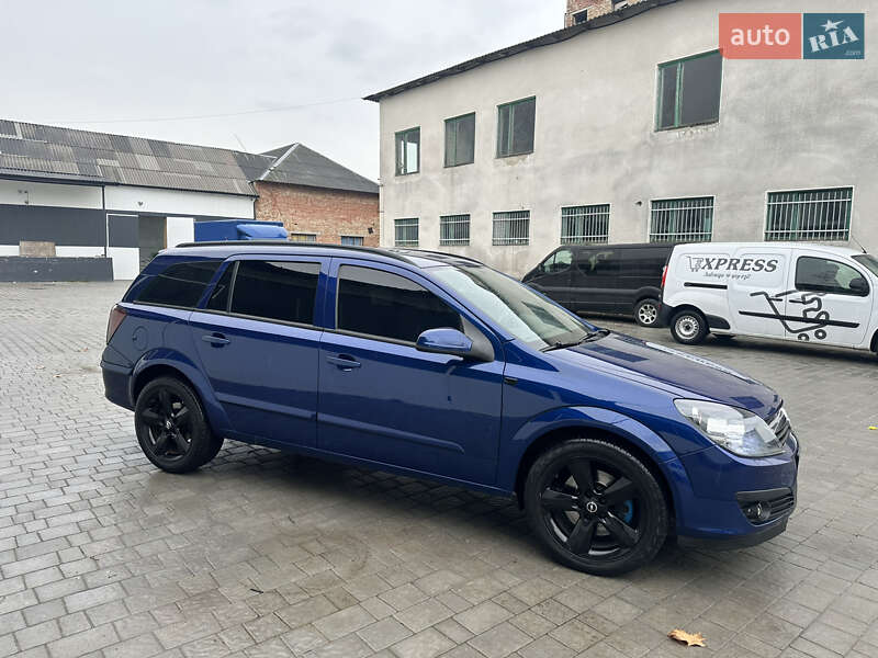 Универсал Opel Astra 2005 в Коломые