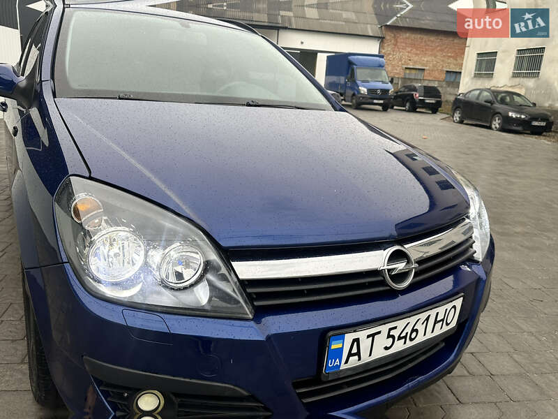Универсал Opel Astra 2005 в Коломые