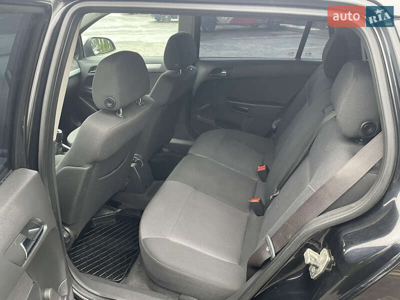 Універсал Opel Astra 2009 в Надвірній фото 18 Універсал Opel Astra 2009 в Надвірній