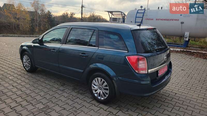 Универсал Opel Astra 2007 в Луцке