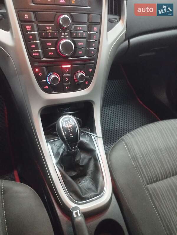 Хетчбек Opel Astra 2010 в Здолбуніві