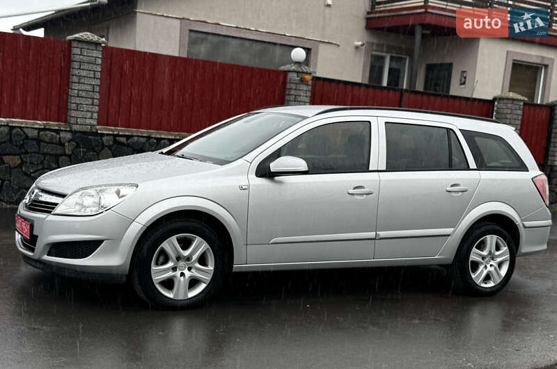 Универсал Opel Astra 2009 в Звягеле фото 14 Универсал Opel Astra 2009 в Звягеле
