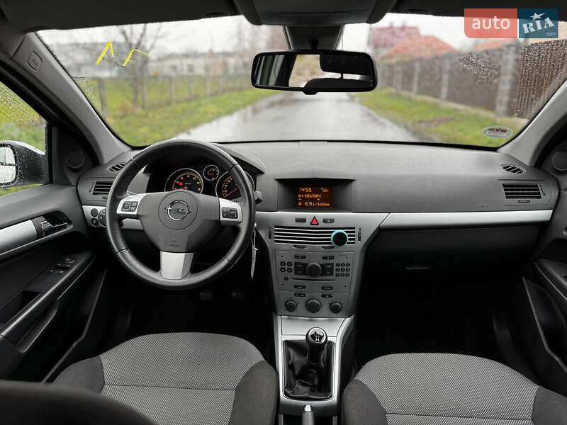 Универсал Opel Astra 2009 в Звягеле фото 29 Универсал Opel Astra 2009 в Звягеле