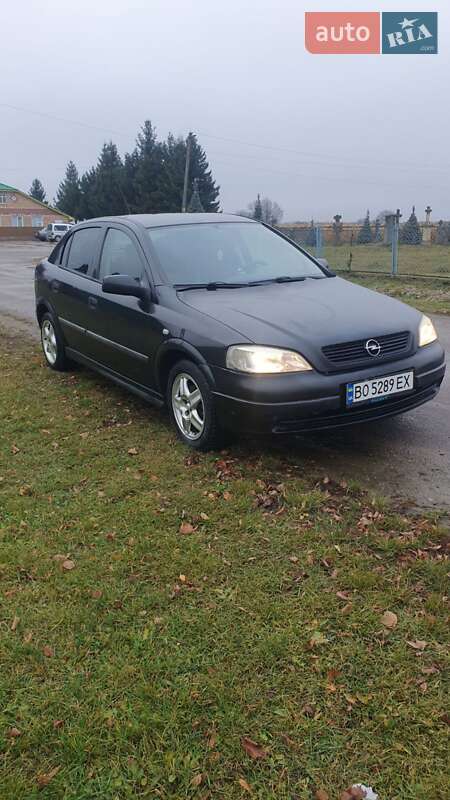 Седан Opel Astra 1998 в Тернополе