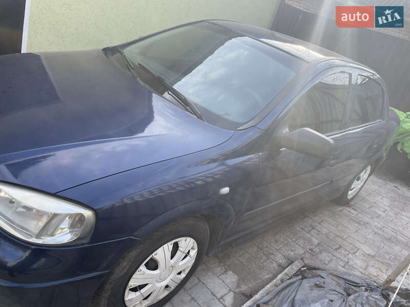 Седан Opel Astra 2005 в Житомире фото 4 Седан Opel Astra 2005 в Житомире