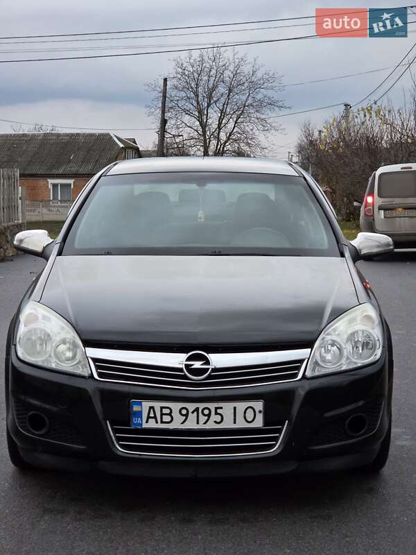 Седан Opel Astra 2008 в Виннице