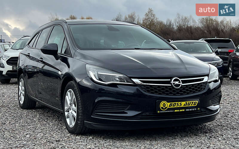 Универсал Opel Astra 2018 в Львове