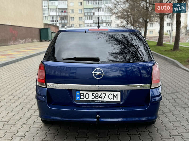 Универсал Opel Astra 2004 в Звягеле