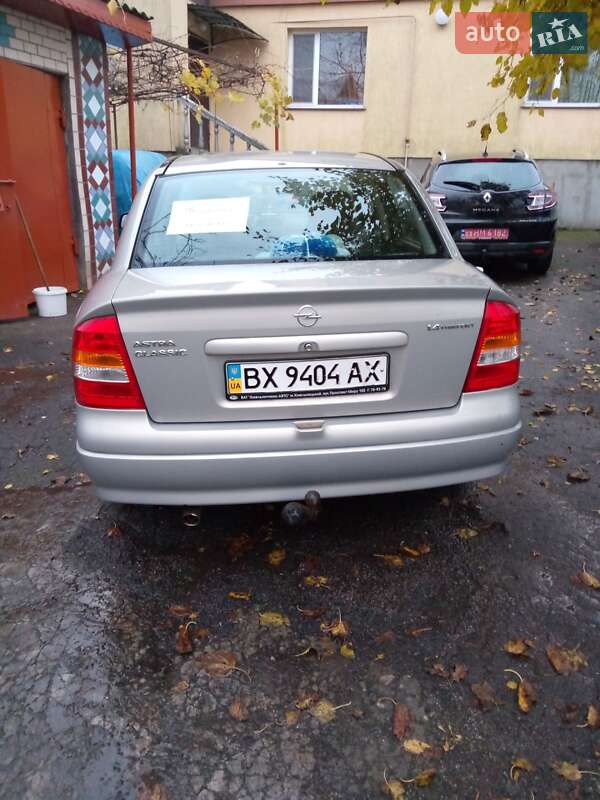 Седан Opel Astra 2008 в Красилове