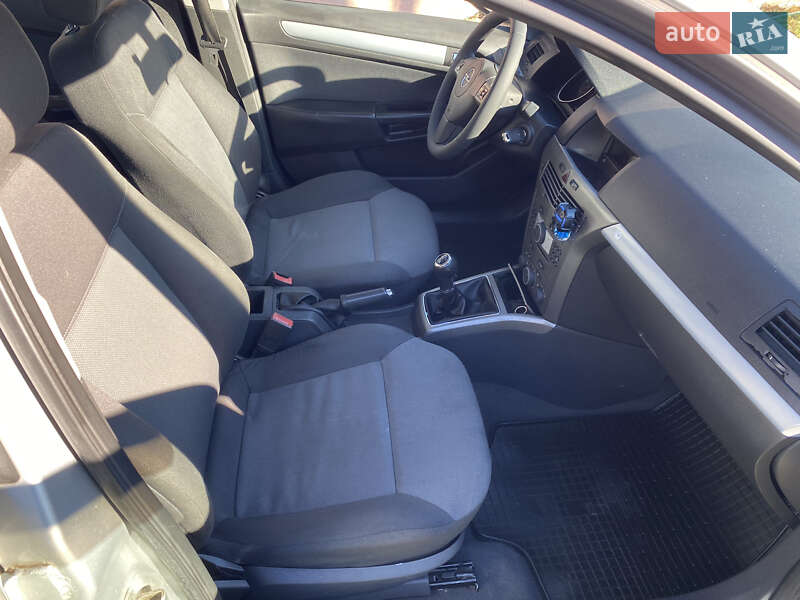 Универсал Opel Astra 2006 в Снятине фото 19 Универсал Opel Astra 2006 в Снятине