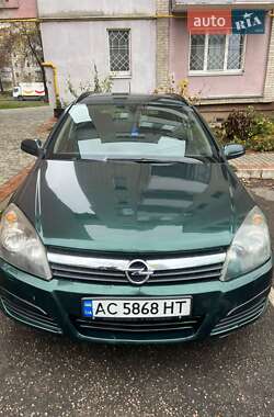 Универсал Opel Astra 2005 в Луцке